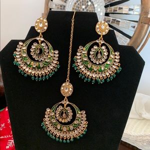 Green earring tikka set